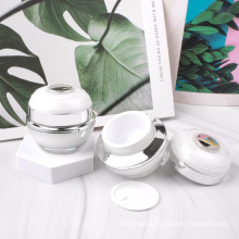 Low MOQ Wholesale Luxury Skincare White Plastic Jars for Cosmetic Creams Empty Jar Pot